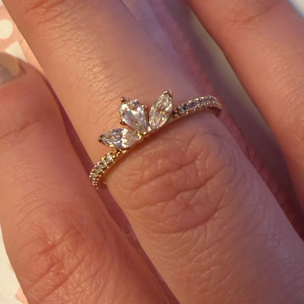 Pandora Princess Tiara Ring – Size 56 (US 7.5)